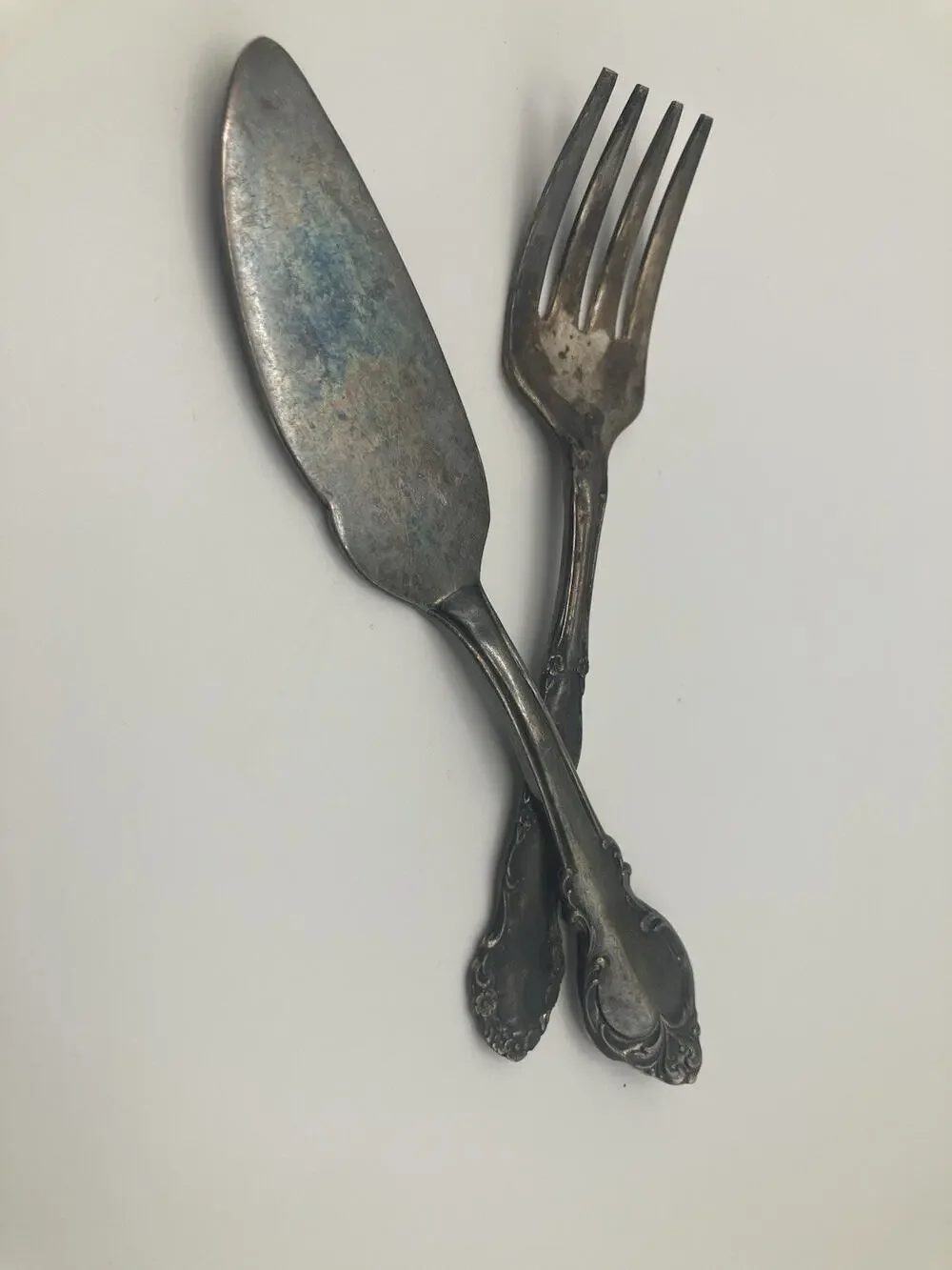 Holmes & Edwards Danish Princess 1938 Silverplate Pie Server Forks DEEPSILVER